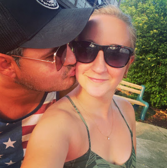 Meet your Posher, Christina - Picture 1 of 1